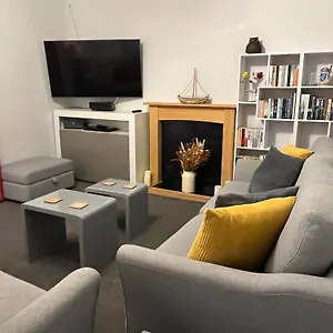 Rockmount Court Apartment